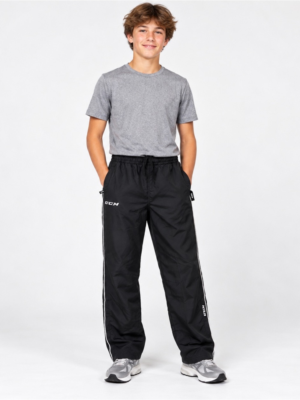 CCM Youth Team Skate Suit Hockey Warm-Up Pants Black Size L